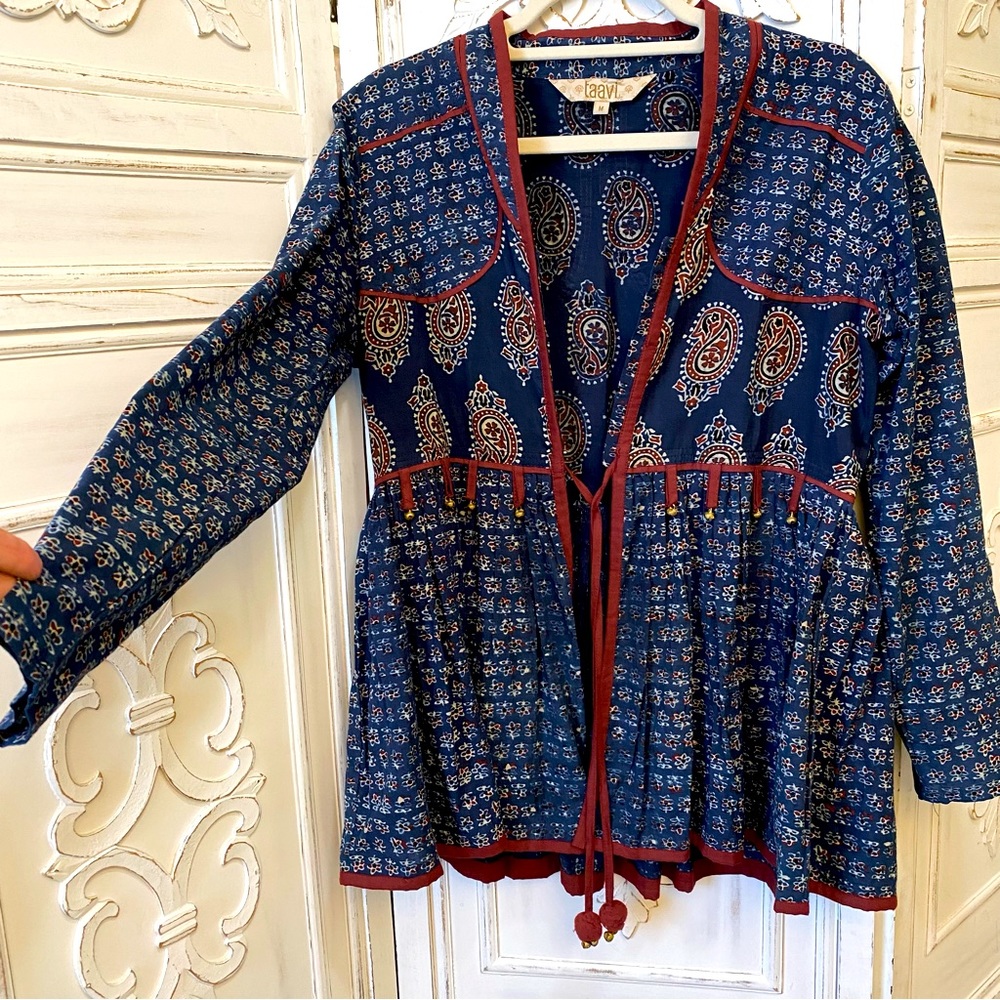 Taavi Block Print Bed Jacket Cardigan Blue Burgundy Metal Accents Tassel Size M